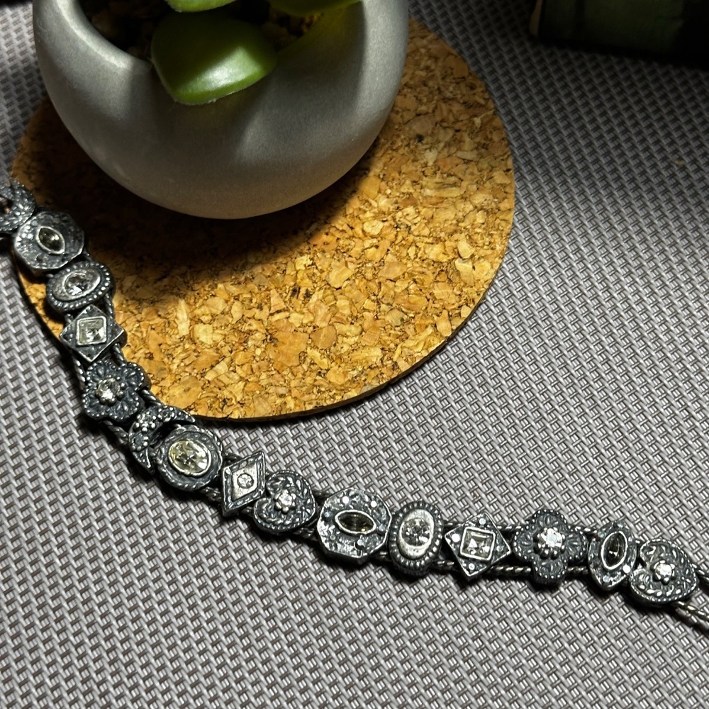 Jewellery bundle - Picture 3 of 11